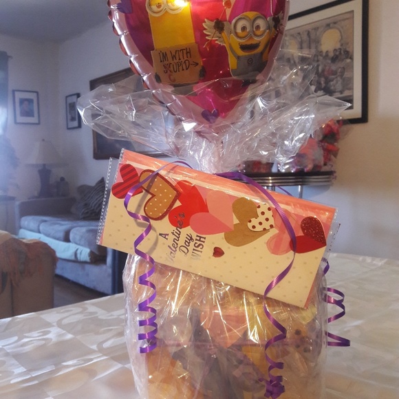 Valentine's Day Gift Basket - Picture 8 of 8